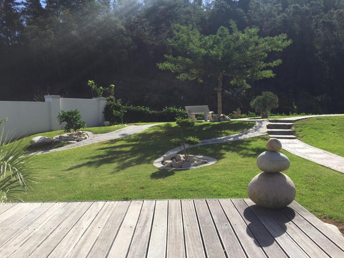 A Riverbed Guesthouse สเวลเลนดาม ภายนอก รูปภาพ