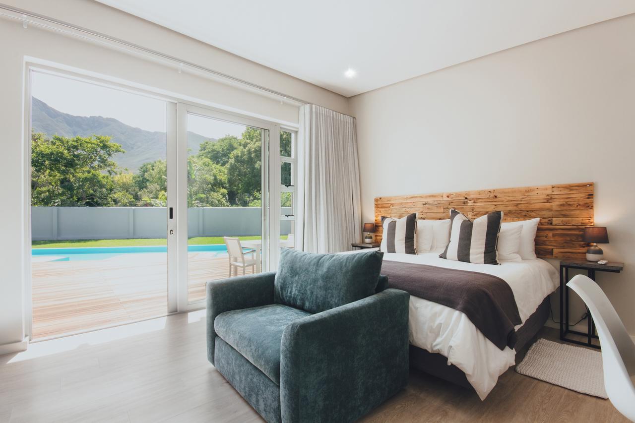 A Riverbed Guesthouse สเวลเลนดาม ภายนอก รูปภาพ